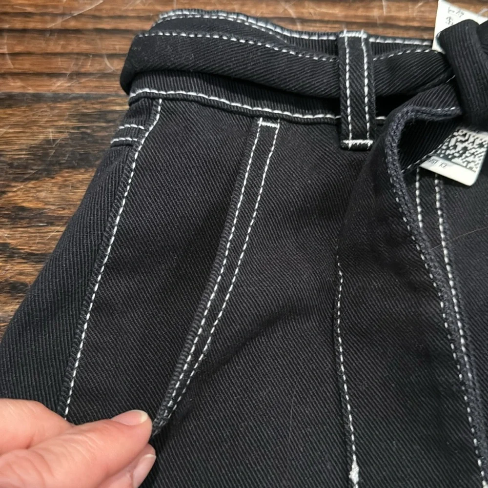 **NWT** H&M Shorts - Picture 4 of 5